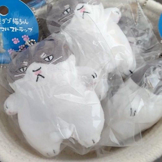 ぬいぐるみストラップ